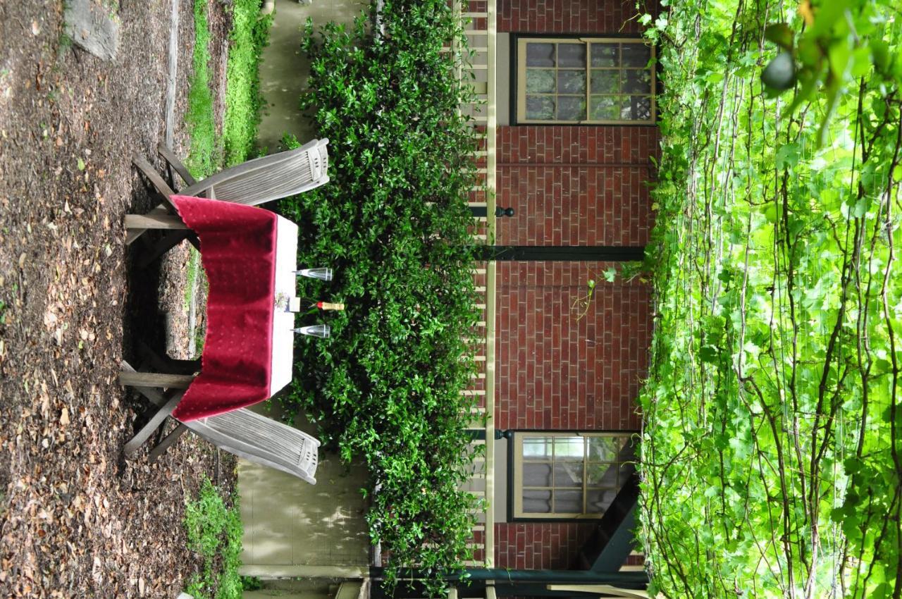 Holmhurst Guest House バサースト エクステリア 写真