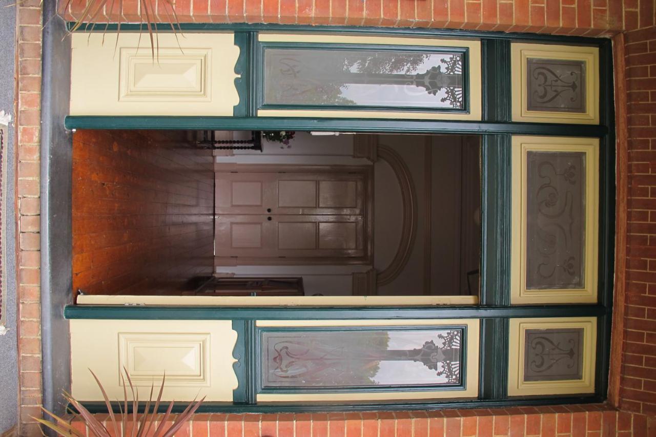 Holmhurst Guest House バサースト エクステリア 写真