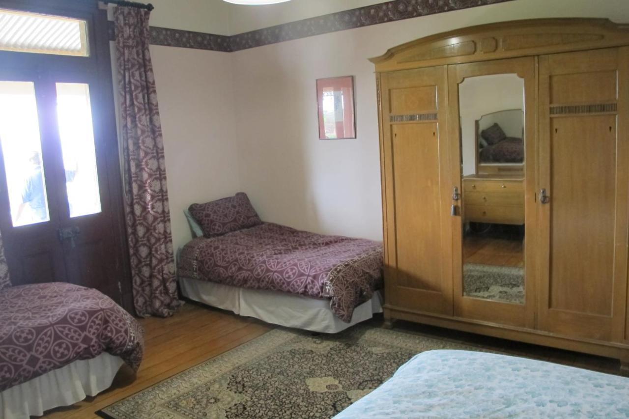 Holmhurst Guest House バサースト エクステリア 写真