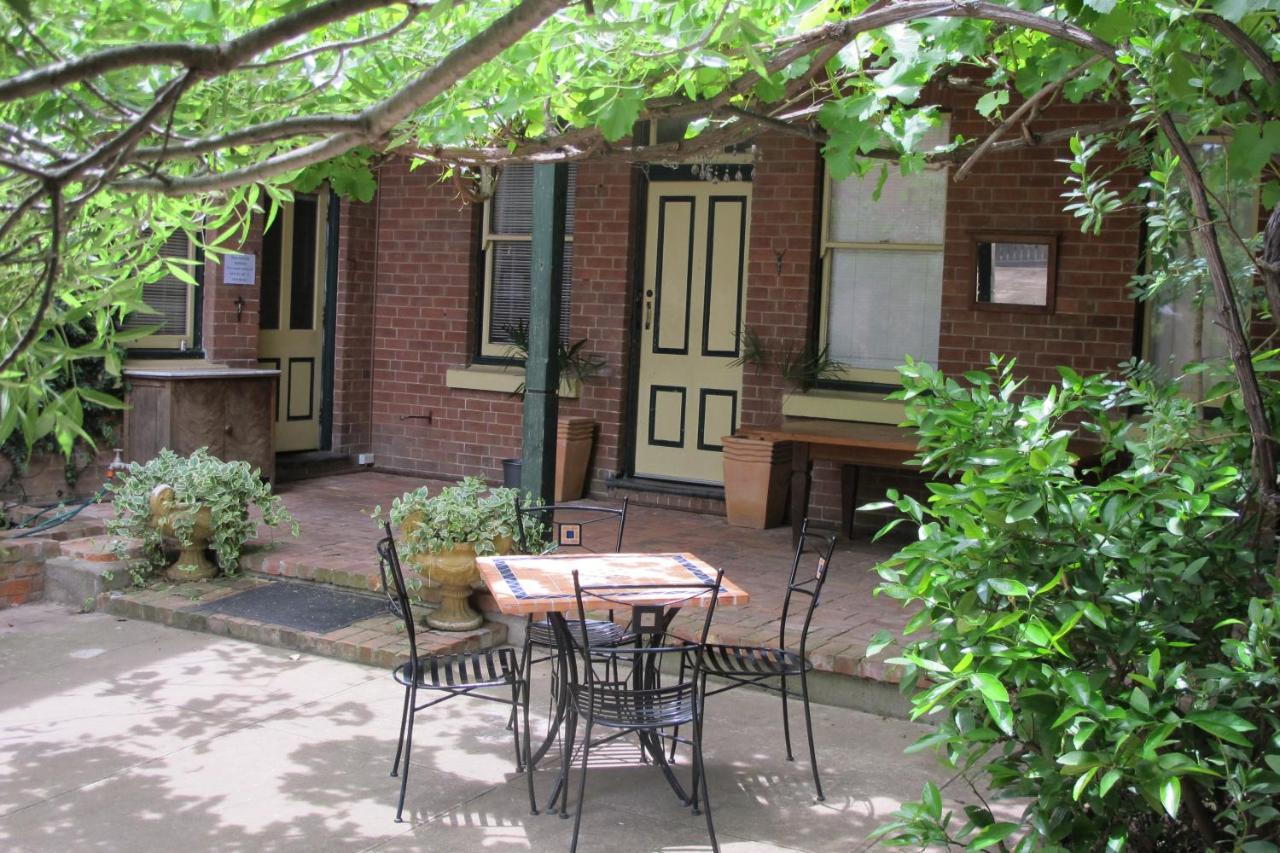 Holmhurst Guest House バサースト エクステリア 写真